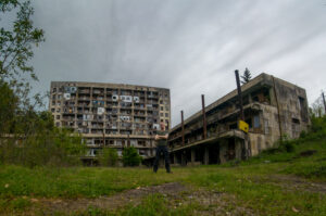 Urbex in Georgië: Verlaten Sovjet Sanatorium Samkurnalo – Het Onbekende